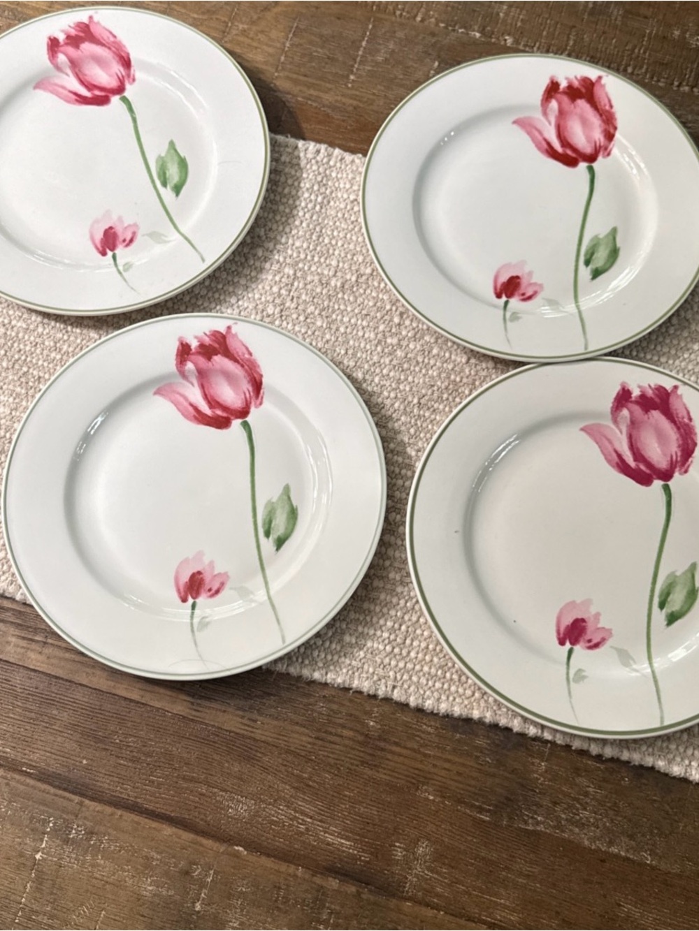 Thomson pottery Gina Pattern Pink Tulip Floral salad/desert Plates - Set of 4